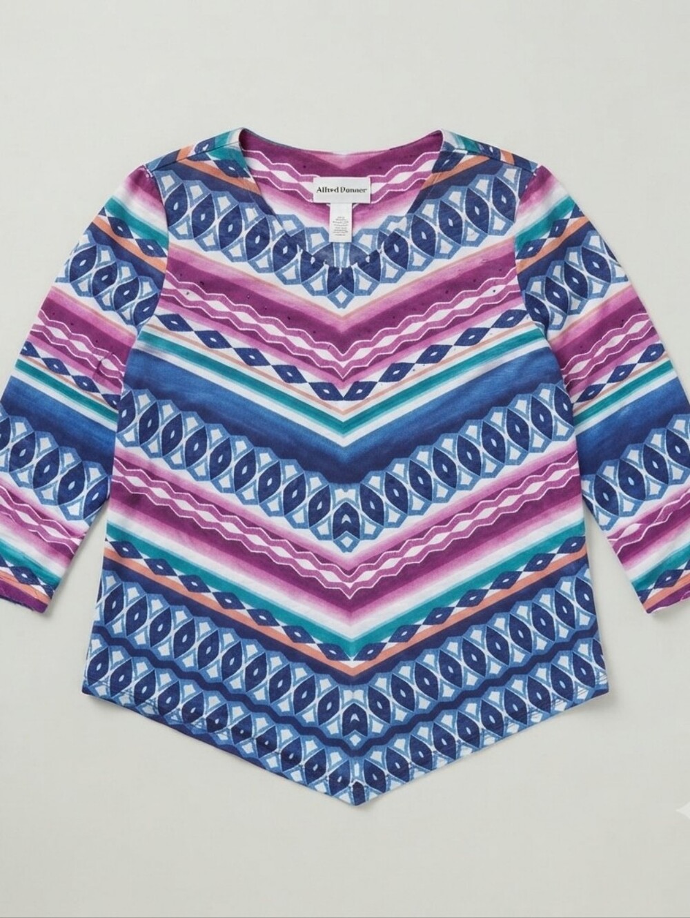 Alfred Dunner Women's Southwestern Geo Print Top Size M Pink Blue 3/4 Sleeve